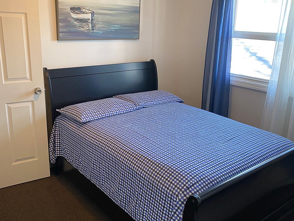 1st image of 18821 121st Ave #2