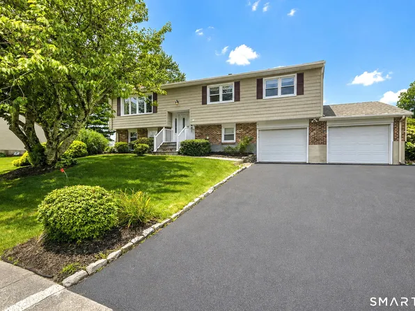 86 Honey Pot Road, West Haven, CT 06516