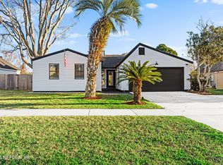 847 Century 21 Dr, Jacksonville, FL 32216