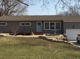 709 NW Black Twig Ln, Lees Summit, MO 64081