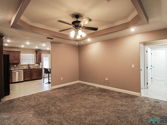 4th image of 2127 Mockingbird Ln