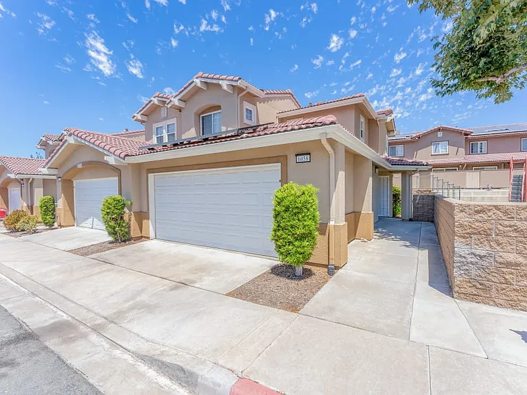 Chollas Heights - Military Housing — Photo 1