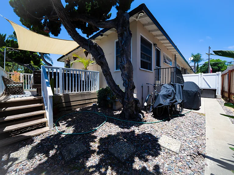 768 Tourmaline St — Photo 7