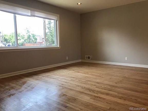 5th image of 2285 E Noble Street