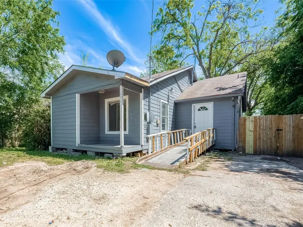 4810 Carmen St, Houston, TX 77033