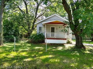 1111 Lucharles Ave, Mount Morris, MI 48458