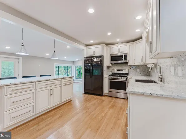 4508 Tipton Ln, Alexandria, VA 22310
