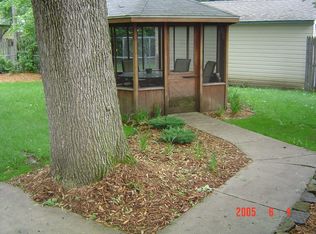 2419 70th St W, Richfield, MN 55423