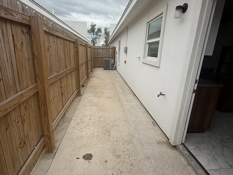 5704 Northwestern Ave #2 — Photo 12