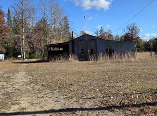 961 Stitt Ln, Mio, MI 48647