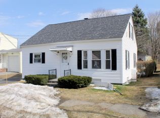 57 Lafayette St, Lewiston, ME 04240