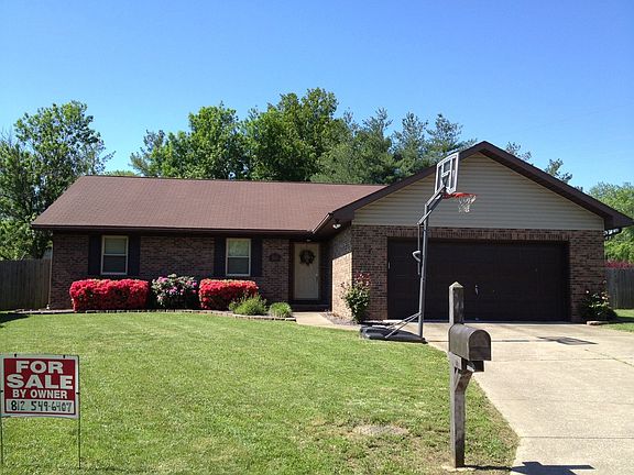 3rd image of 2821 Oakshire Dr