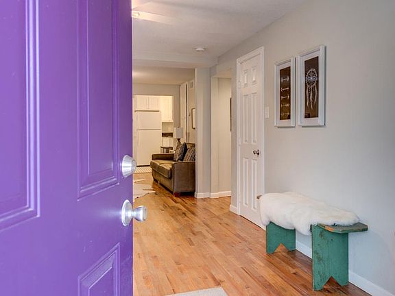 3rd image of 1419 Hurley Ave