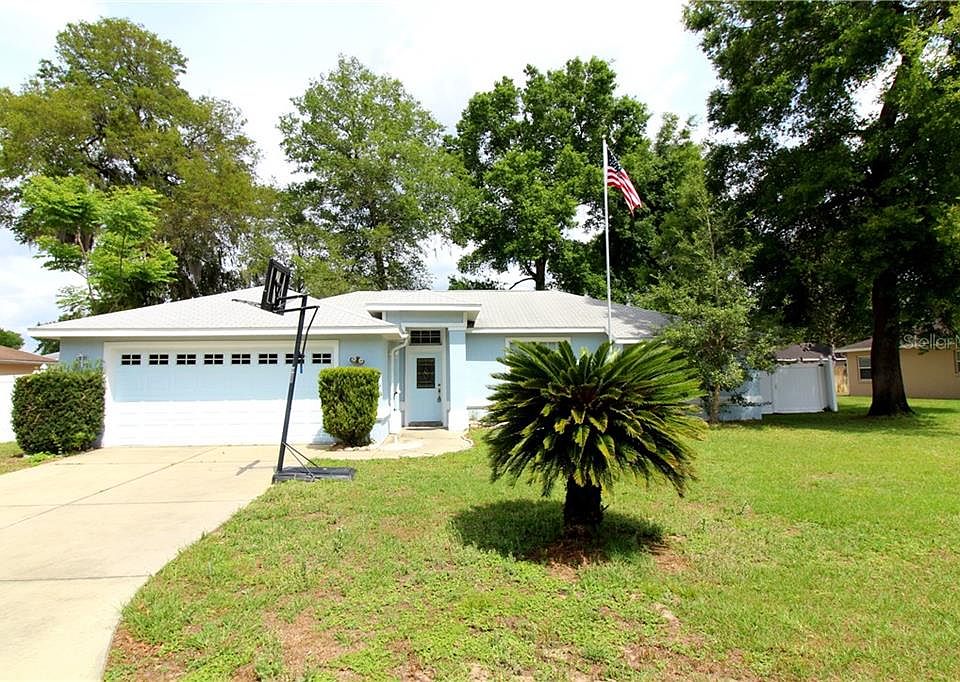 1st image of 4645 NE 14th Pl
