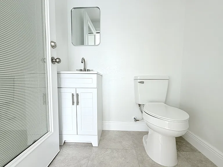 8236 Donaldson Dr — Photo 15