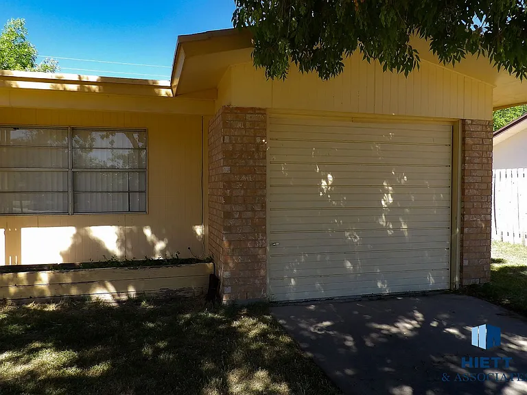 4624 Swan Dr — Photo 43