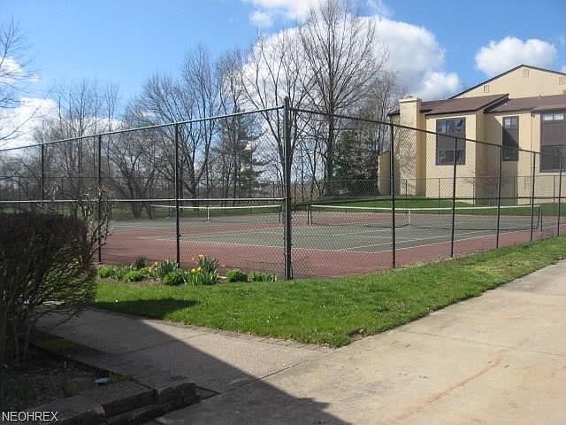 2nd image of 1006 Bunker Dr APT 103