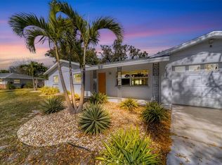 2537 Bismark Way, Sarasota, FL 34231