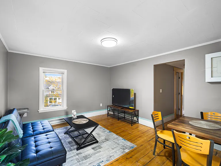 58 Walter St #B — Photo 15