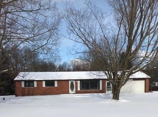 9392 Russell Dr, Greenville, MI
