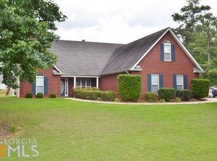 133 River Park Cir, McDonough, GA 30252