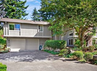 7446 85th Pl SE, Mercer Island, WA 98040