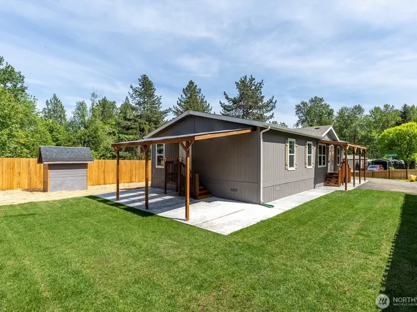 101 Sir Lancelot Drive, Castle Rock, WA 98611