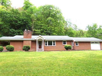 1961 Wolf Creek Rd, Narrows, VA, 24124