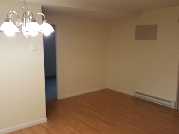 4th image of 50 Pierce St #A