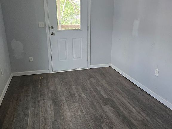 4th image of 1403 W Mount Vernon St
