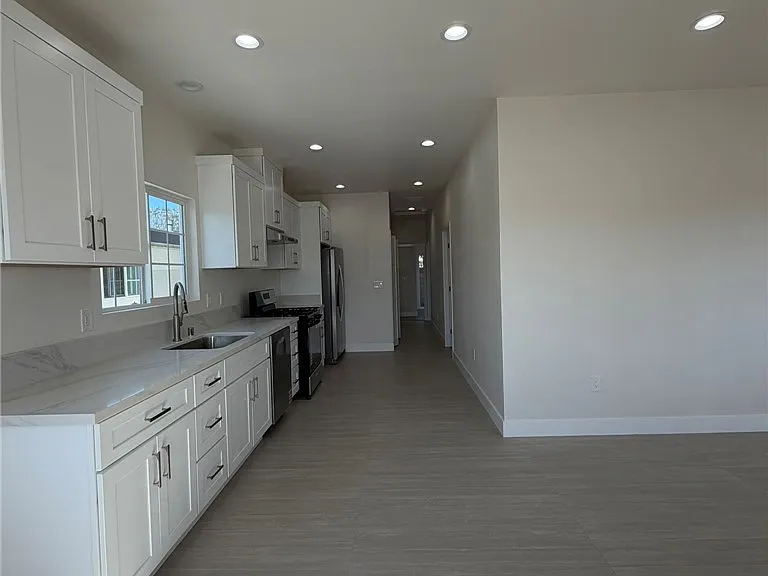 7684 Ruthann Ave — Photo 5