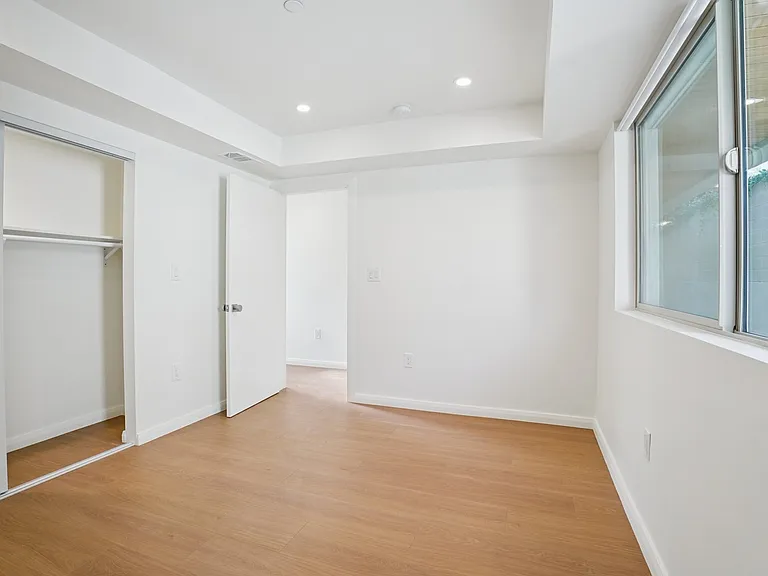 6162 3/4 6160 Oak Crest Way — Photo 14