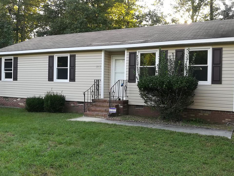 1st image of 3915 Pruett Dr