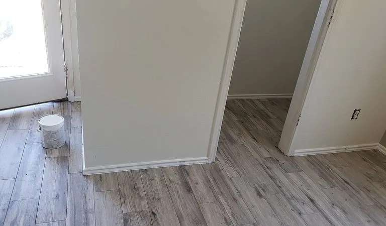 2739 Fairview Dr — Photo 12