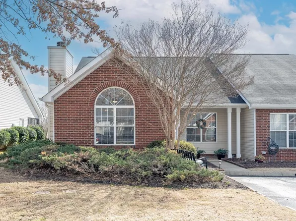 304 Woodruff Park Ln, Simpsonville, SC 29681