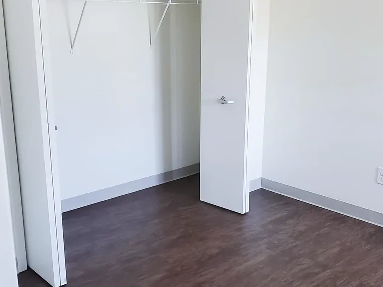 378 S Poplar St #378 — Photo 8
