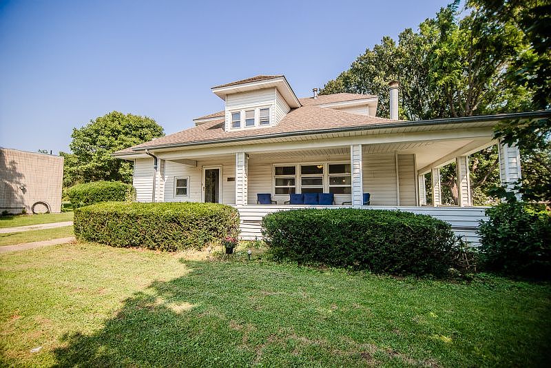 610 Main St, Tabor, IA 51653 Zillow