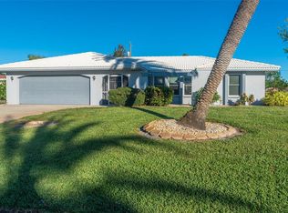 462 Leger Dr, Nokomis, FL 34275