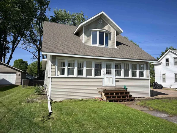 715 West ARNOLD STREET, Marshfield, WI 54449
