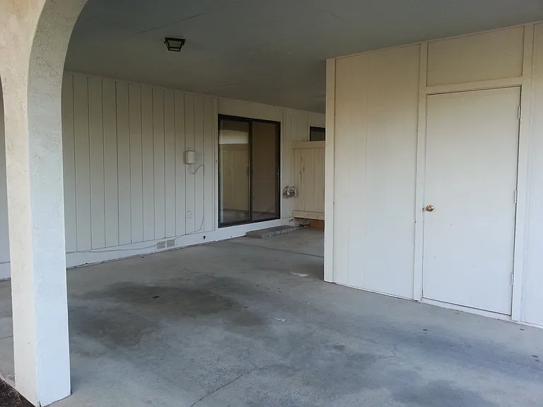 Sunrise Villas Apartments — Photo 12