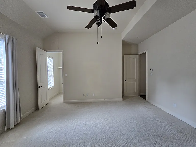 7924 Osborn Pkwy — Photo 66