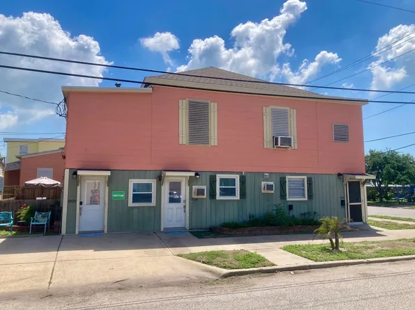 1928 24th St, Galveston, TX 77550