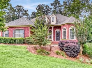 29 Lake Overlook Dr, White, GA 30184