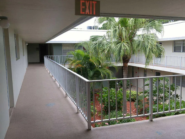 2302 Sunrise Blvd #201 — Photo 6