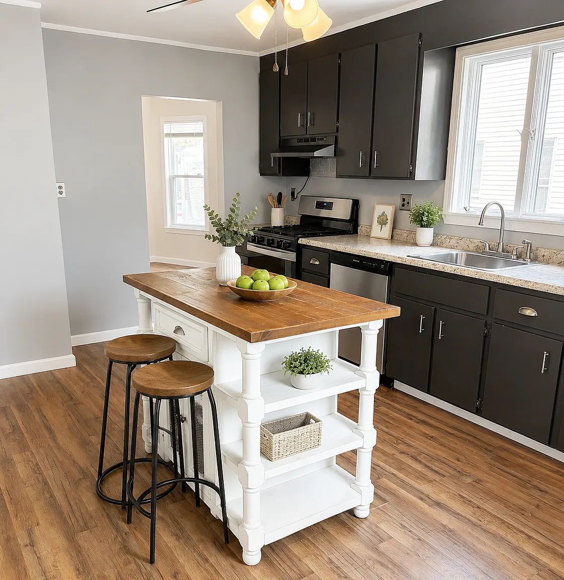3 bed, 1000 sqft, $3,000 — Photo 4
