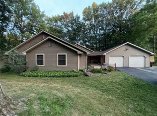 972 Perkins Jones Rd, Warren, OH 44483