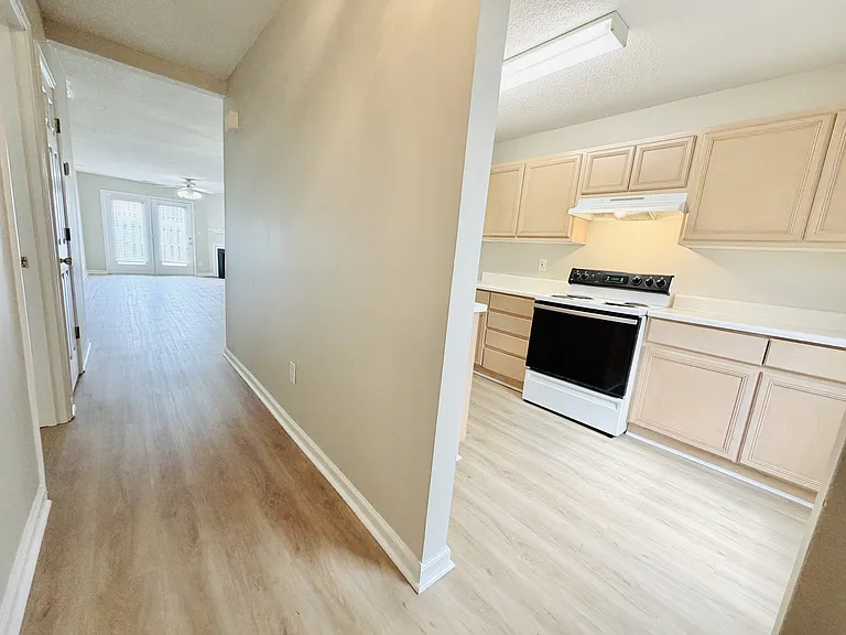 133 Heritage Village Ln — Photo 5