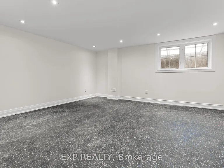 17 Harrison Ave — Photo 36