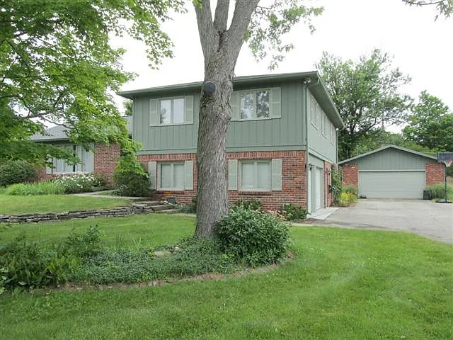 7219 Lantern Rd photo 1