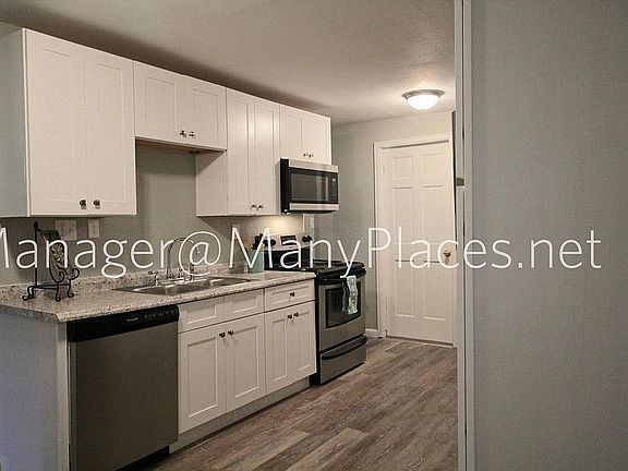 3rd image of 2636 E Dale St